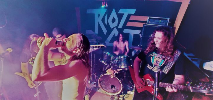 Riot City, Zille Göppingen